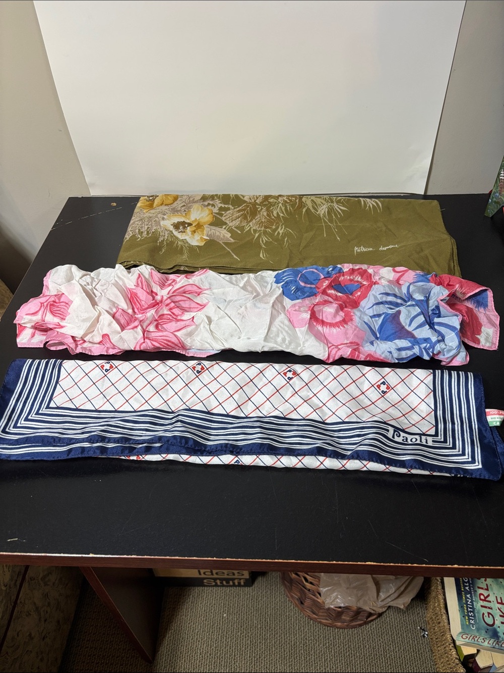 💐3/$15 Vintage Patterned Scarfs Set of 3